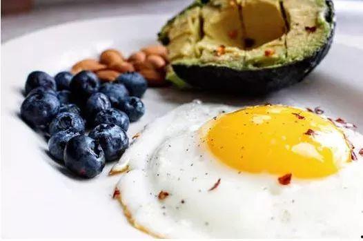 娱乐圈吃瓜酱荷包蛋